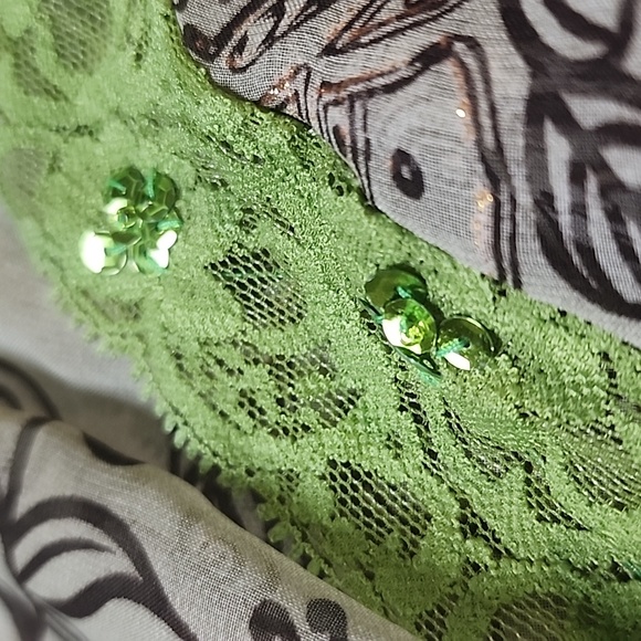 Blooming Rose blouse glitter& sequin detail 1x - Picture 3 of 4